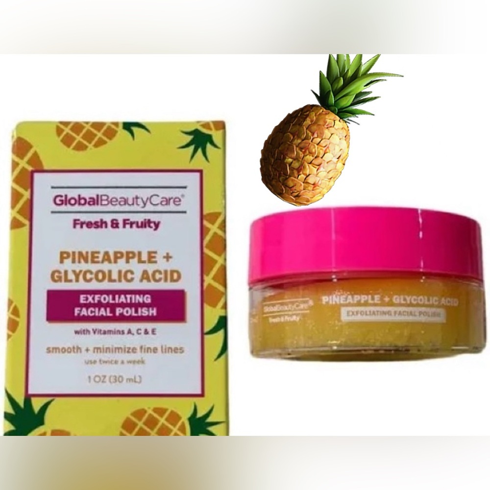NWT 
Pineapple + Glycolic Acid Exfoliating Facial Polish